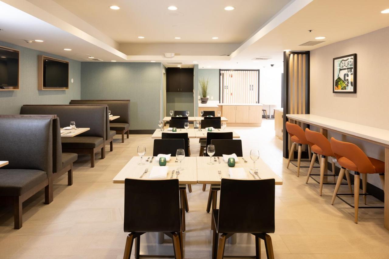 Holiday Inn Santa Ana-Orange County Airport By Ihg Exteriér fotografie